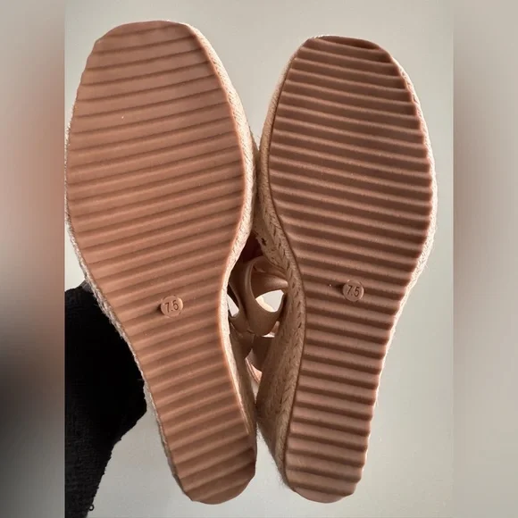 Elegant Beige Wedge Sandals-WOMENS - Picture 7 of 7